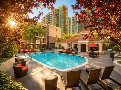 Marina Del Rey Beach Retreat w Hot Tub, Billiards & Grill photo 5