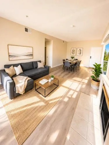 Marina Del Rey Beach Retreat w Hot Tub, Billiards & Grill photo 23