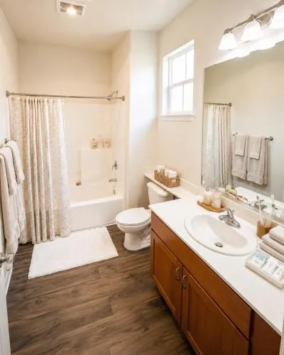 Marina Del Rey Beach Retreat w Hot Tub, Billiards & Grill photo 3