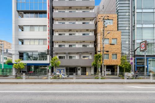 Sleeps 6 Apartment, Direct to Shinjuku & Shibuya, Disney Bus, 24H Supermarket 1min