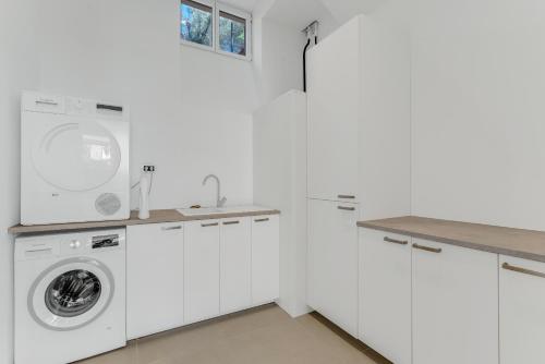Appartement contemporain vue mer - Parking Privé & Bateau Privatif