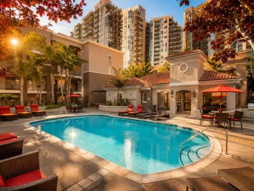 Sunny Marina Del Rey Apartment- Hot Tub, Game Room, BBQ, Projector photo 6