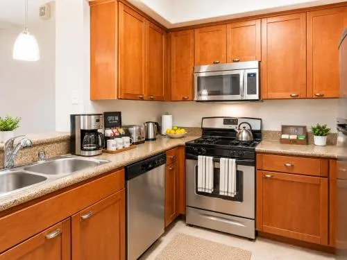 Sunny Marina Del Rey Apartment- Hot Tub, Game Room, BBQ, Projector photo 5