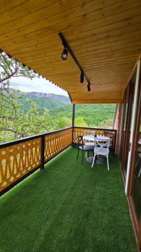 Home with great view, entire home , дом целиком,designed by Khi