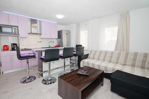Apartment Indigo Baška