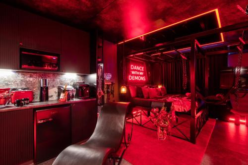 Red Velvet Suite- Luxury BDSM Studio Adults Only by Atelier Noir, Self Check-in
