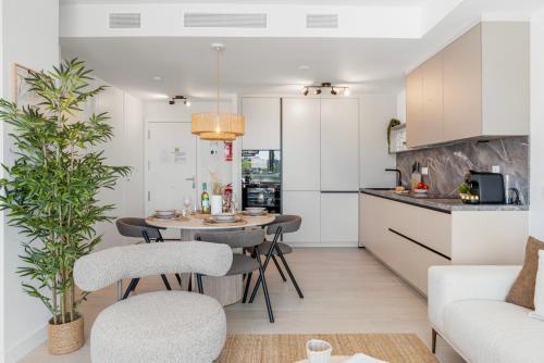 Casa de Koko Estepona - Luxury apartment with pool - Near beach