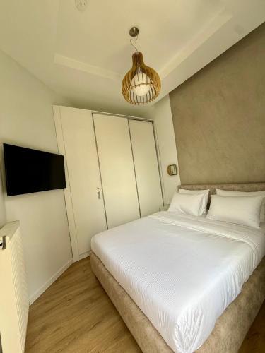 AGAIN 2 Downtown Premium Suite with Parking