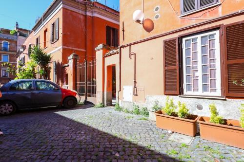 Trastevere Liliana house for 3, Pet & Family