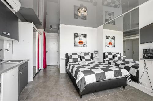 Clubber Naturiste Design photo 3