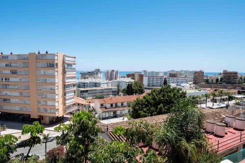 Bright Pool Apartment Torremolinos