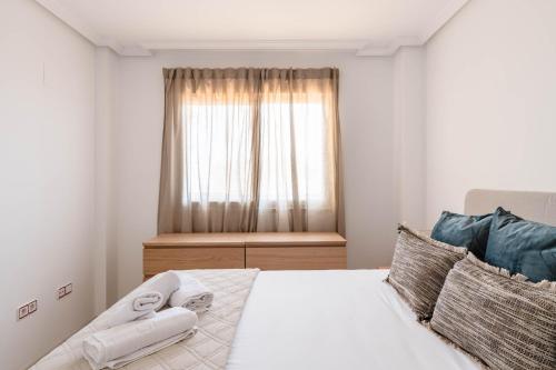 Bright Pool Apartment Torremolinos