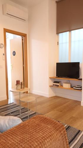 Mariposita Málaga, Historic Centre apartment with private patio