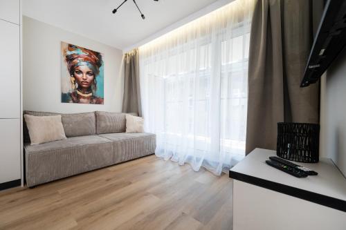 Łódź Downtown Apartment 19A by BookingHost
