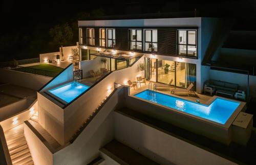 NS Luxury Villas