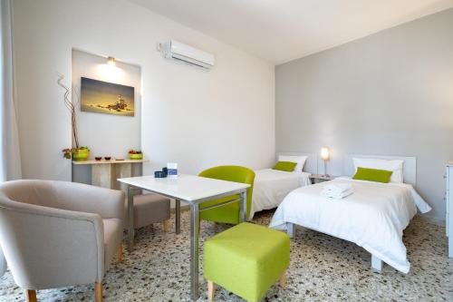 Theros & Trygos Boutique Houses - ATH Airport