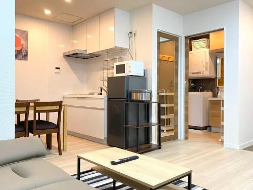 Stylish Modern Room in Shinjuku