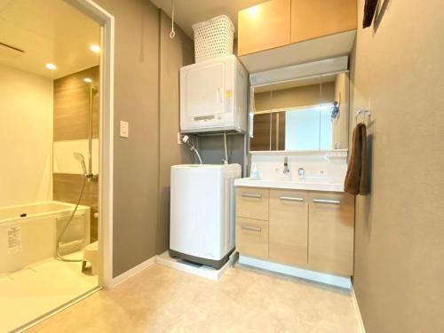 Stylish Modern Room in Shinjuku