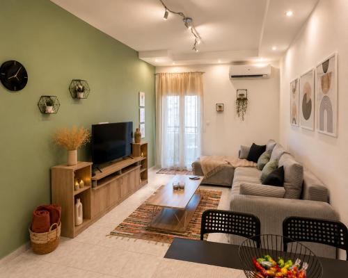 Feels Like Home Cozy & close to the city center