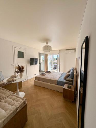 Studio terrasse Cannes, 10min gare, 15min plages
