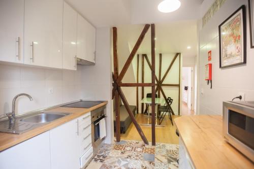 FLH Fresh and Cozy Old Town Duplex