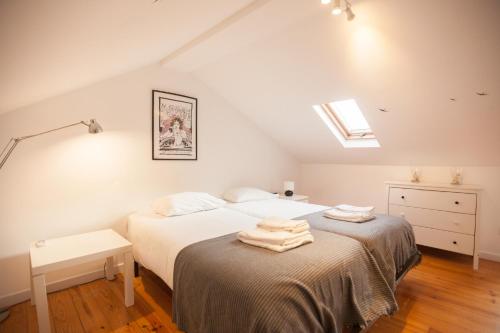 FLH Fresh and Cozy Old Town Duplex