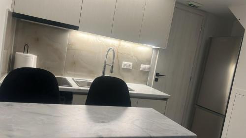 Leonora Loft