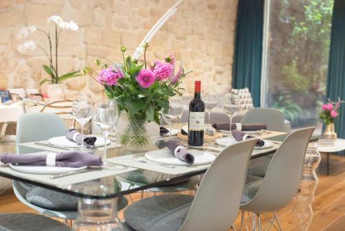 Jardin Prive - Gorgeous 3 Bed House in Le Marais