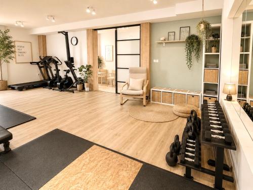 Luna Serene - Gym Rooms