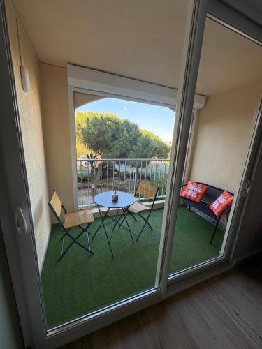 Studio cosy avec terrasse proche de la plage