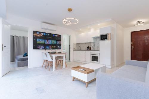 New apartment Juan-les-Pins Antibes 2 min beach photo 24