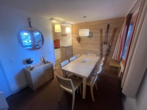 Duplex rénové, 10 couchages, piscine et sauna