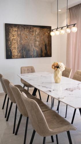 Old Town 7 min - Free Airport Pickup - 6BR Villa