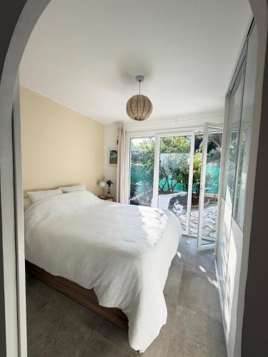 Cozy apartment - sunny terrace avec Clim et parking