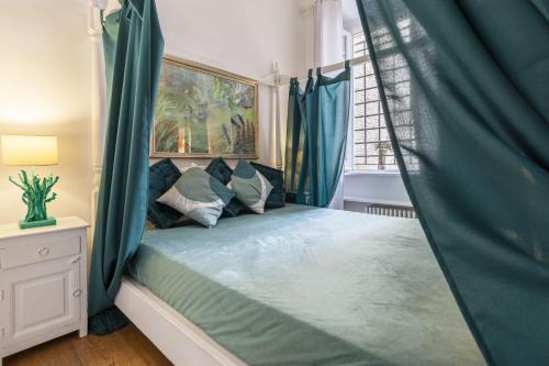 Charming Colosseo Apartment