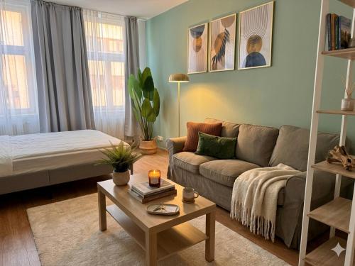 Studio, central, Prater, Schwedenplatz