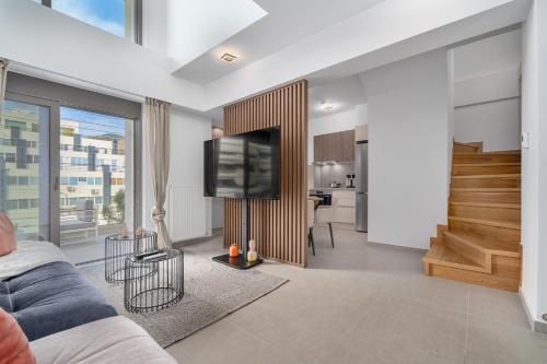 M58 Maisonette Pool Residence - 3BR & 3 Baths - Glyfada Central by K&M
