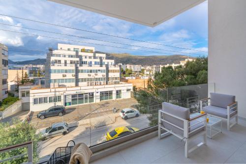 M58 Maisonette Pool Residence - 3BR & 3 Baths - Glyfada Central by K&M