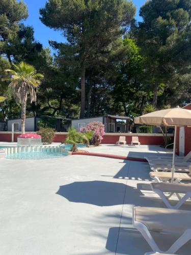 Camping 4 étoiles mobil-home confort 3 chambres