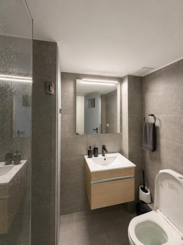 Stylish Renovated Apartment near Lycabettus Hill & Metro