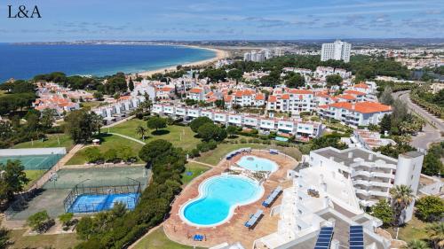 Duplex Penthouse L&A Prainha with sea view, 2 Terraces, plus balcony