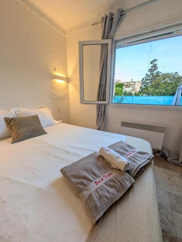 Grand Appartement 3 chambres 6 personnes, terrasse privée a 300m de la plage