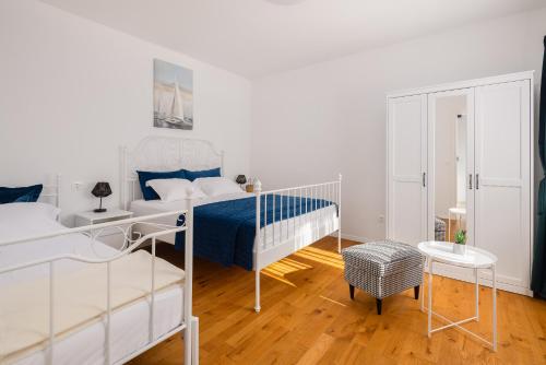 Villa Elena, Apartment JAKOV - newly decorated