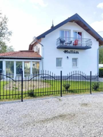 Hullám Apartmanház