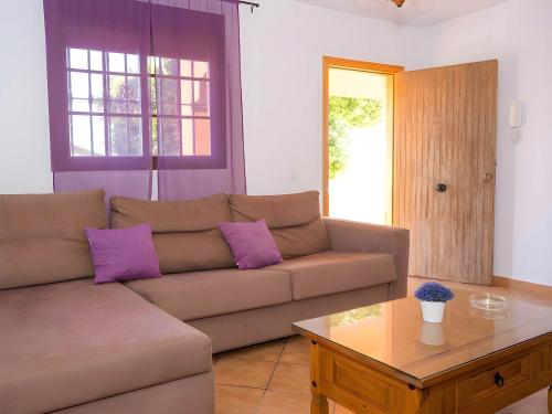 Casa con terraza cerca del pueblo solo alquilamos a familias
