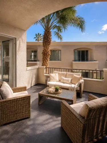 Sunny Marina Del Rey Apartment- Hot Tub, Game Room, BBQ, Projector photo 8