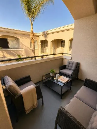 Sunny Marina Del Rey Apartment- Hot Tub, Game Room, BBQ, Projector photo 25