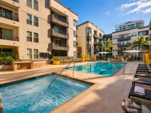 Marina Del Rey Beach Retreat w Hot Tub, Billiards & Grill photo 16