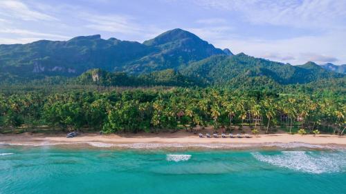 Daluyon Beach and Mountain Resort