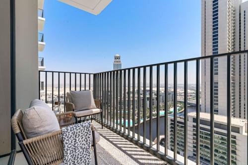 Frank Porter - Palace Residences North